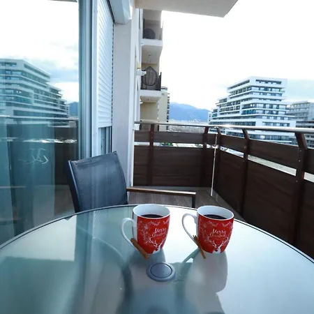 Apartament Coresi Апартаменти Брашов