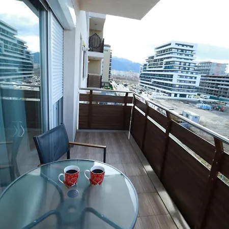 Apartament Coresi Брашов